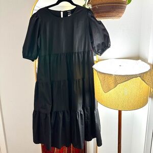 The Black Dress You'll Wear Year-round (AND IT HAS POCKETS!)